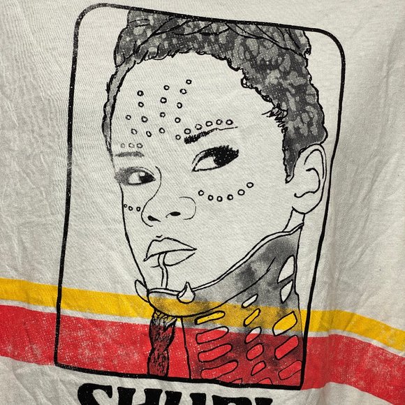 Shuri - Marvel Avengers Endgame T-shirt Large - Picture 2 of 4